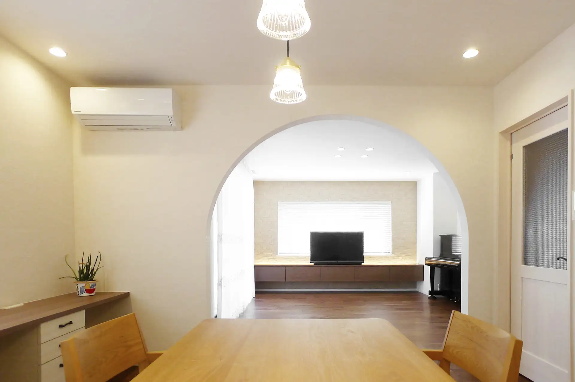 バックグラウンド