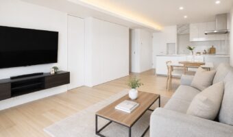 間取りを変更した全面リノベーション、潤沢な収納と各所リフォーム