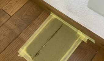 木製フローリングのリペア（補修）作業