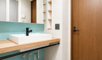 【相模原市中央区】オーダーメイド洗面台でマンションの洗面化粧台を最新デザインにリフォーム